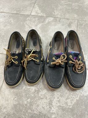 Sperry Black and Navy Suede Boat Shoes - women's 8